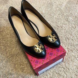 Brand new Tory Burch black wedges 7.5